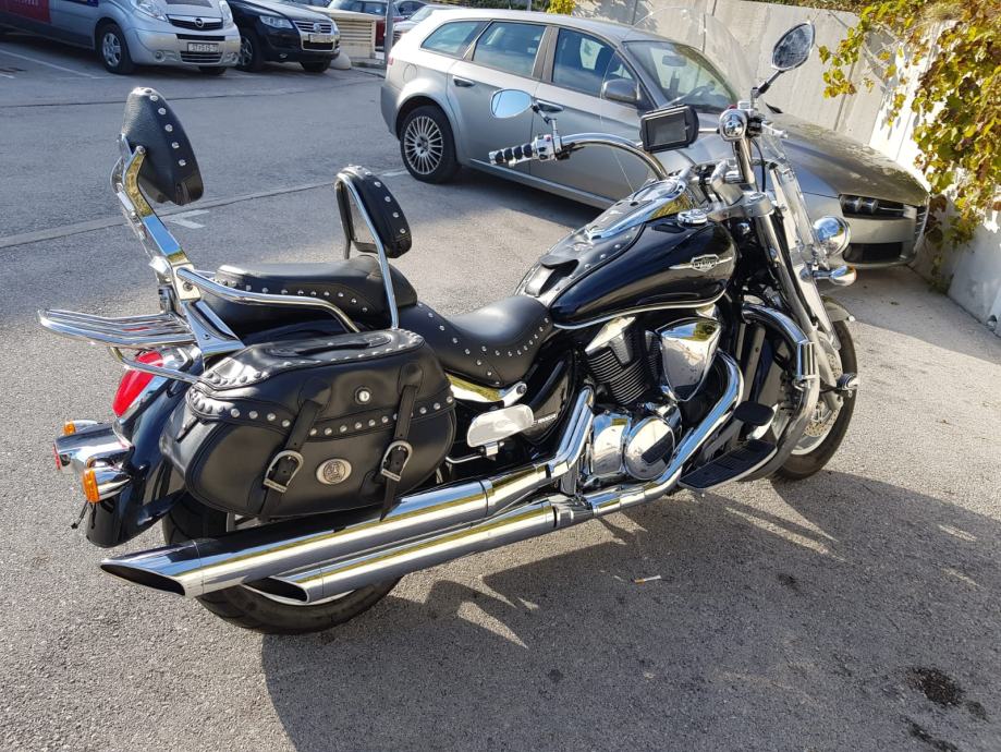Suzuki intruder c1800r