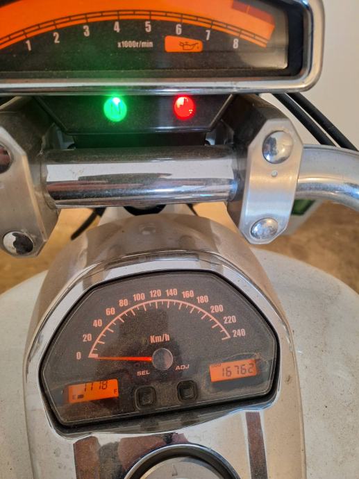 MOTOMENT Kupplungshebel Für Suzuki Intruder VZR 1800 - Poliertes Alu-Design, Perfekte Passform 2007-2012