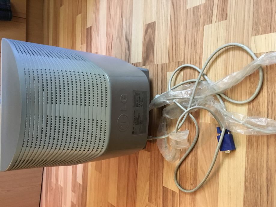 Monitor LG - Flatron T710B