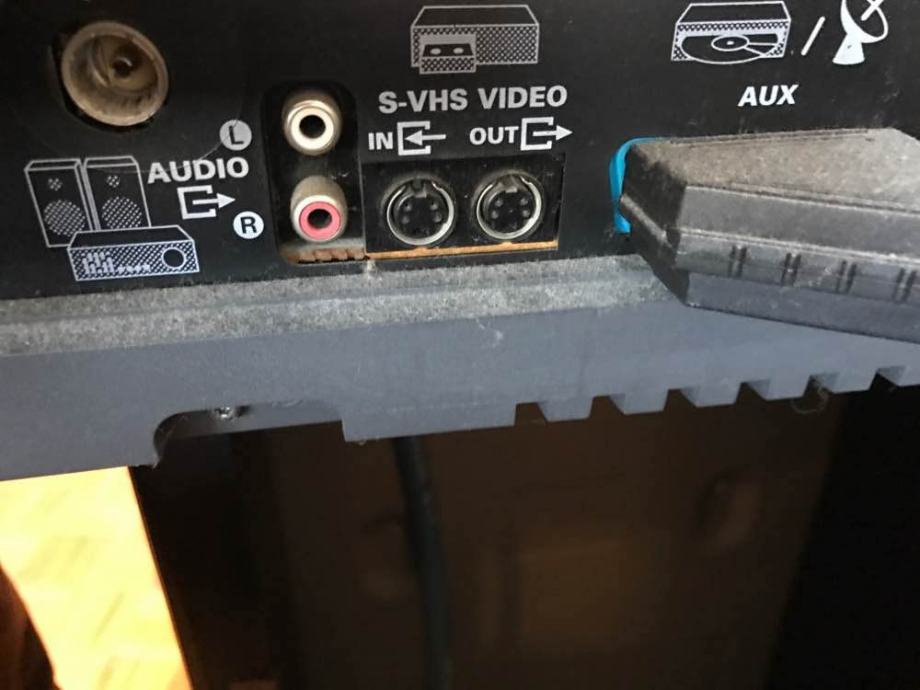 Philips tv 28ML8805/06B matchline,72cm