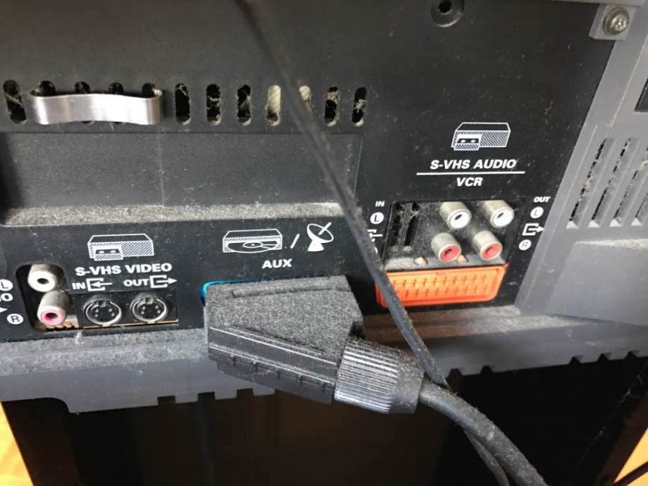 Philips tv 28ML8805/06B matchline,72cm