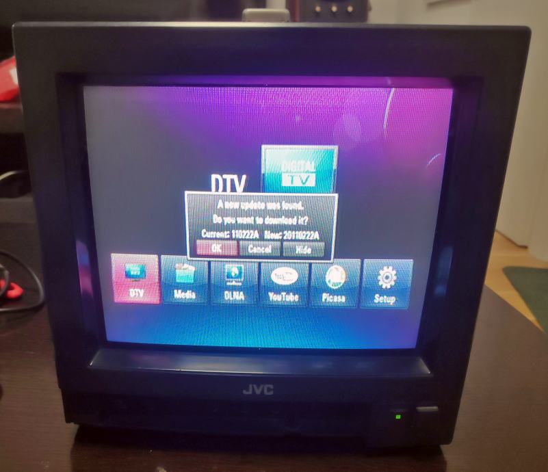 Profesionalni CRT video monitor JVC TM-10E za video nadzor , gaming