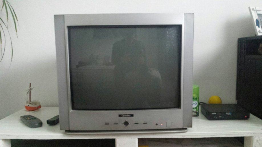 Quadro TV 55cm +resiver HITNO!