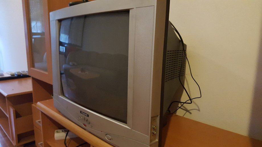 Televizor MAGNUM - 54 cm