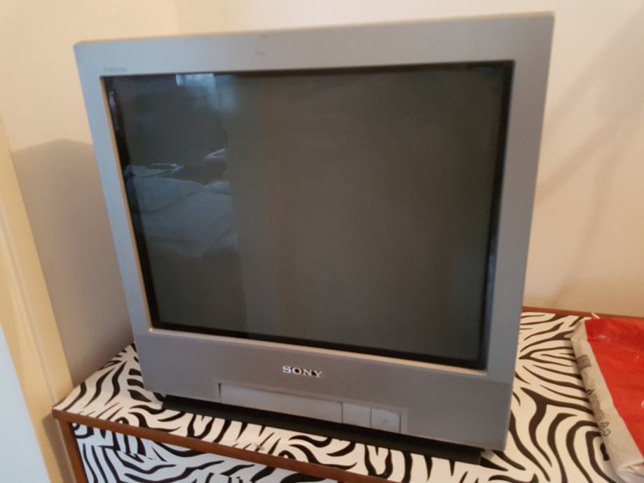 TV SONY KV-21FT1K