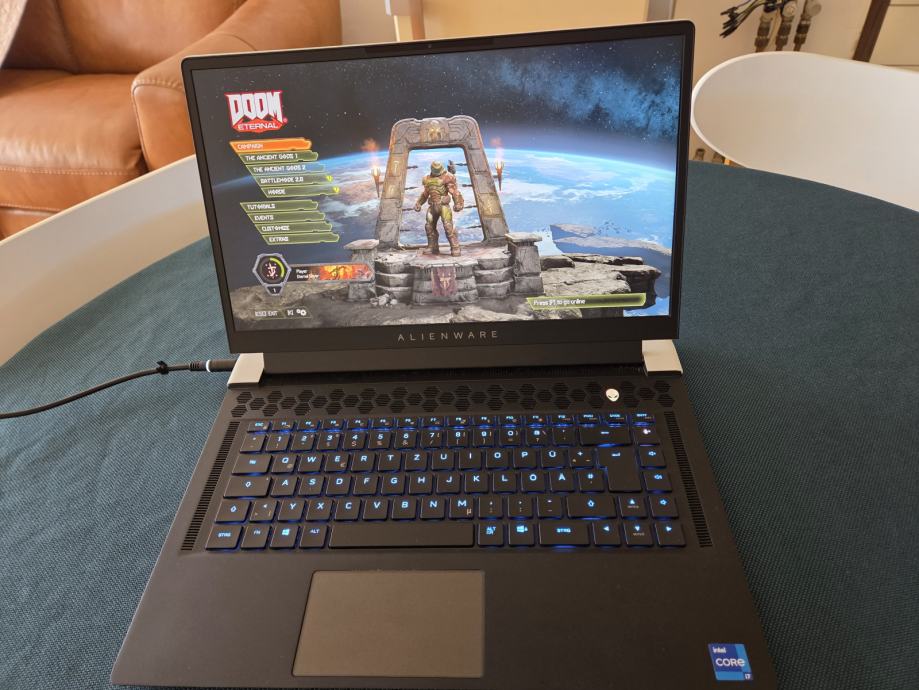 Dell Alienware x15 R1 MFYX4 i7-11800H 16GB/1TB SSD 15 FHD RTX3060