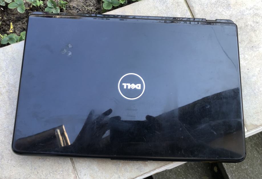 Dell Vostro 1015 15,6 led intel c2duo 2 ghz 2 gb ram 120 gb hdd win7