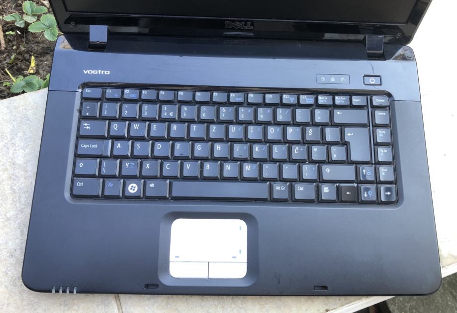 Dell Vostro 1015 15,6 led intel c2duo 2 ghz 2 gb ram 120 gb hdd win7