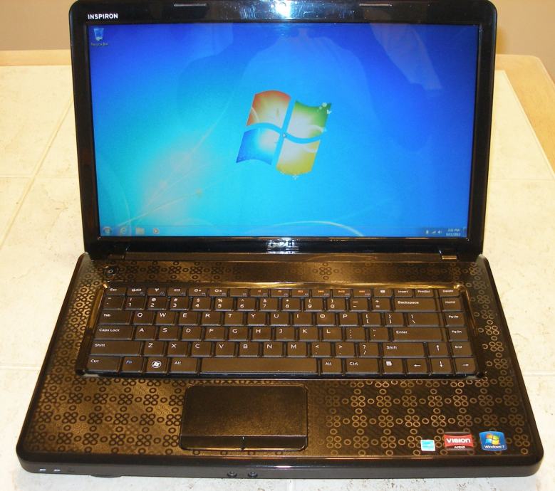 Prodajem Laptop Dell Inspiron M5030 Komplet Po Dijelovima