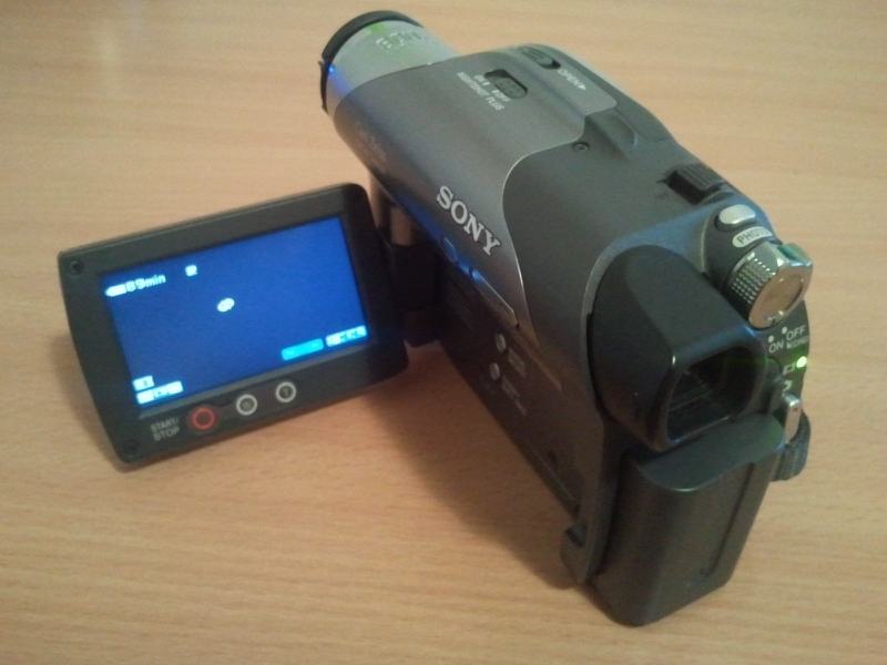 Mini DVD video kamera SONY DCRDVD205E