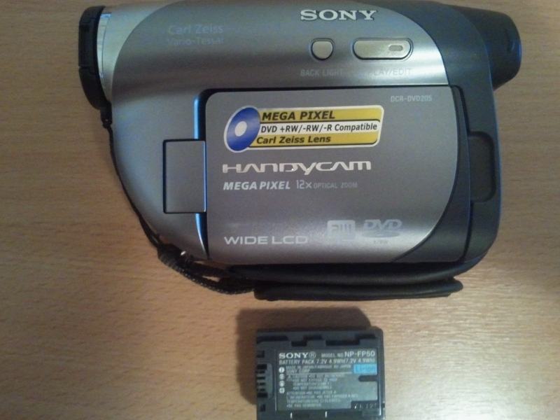 Mini DVD video kamera SONY DCRDVD205E