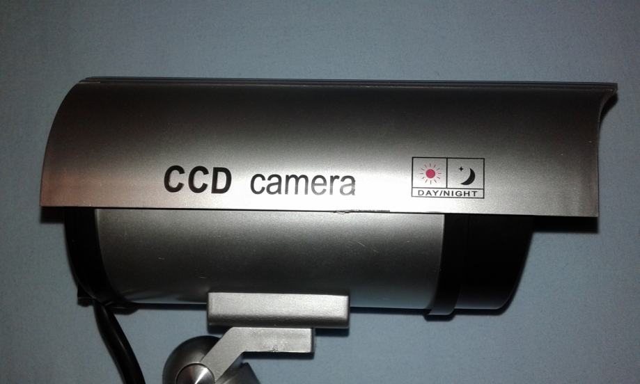 Nadzorna kamera -imitacija