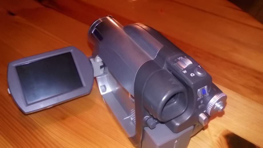 Panasonic VDR160 digitalna video kamera