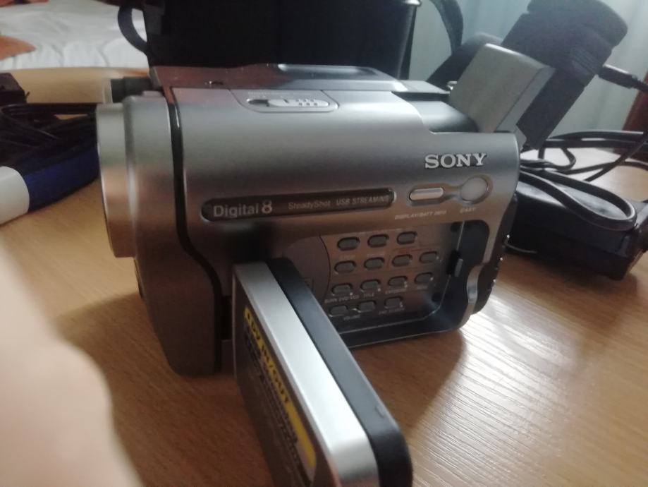 SONY DIGITAL VIDEO CAMERA RECORDER DCRTRV 285 E PAL (Sony Kamera)
