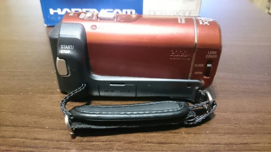 SONY HANDYCAM DCR-SX30E 60X Zoom Digital Video Camera Blue Complete