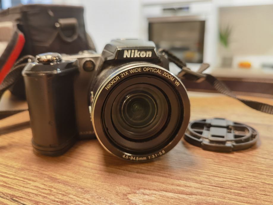 Uno sguardo ravvicinato: Recensione della Nikon L120
