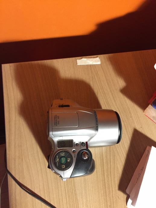 Olympus kamera iS200