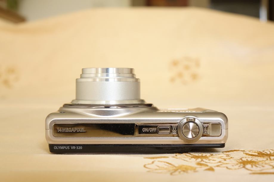 Olympus VR320