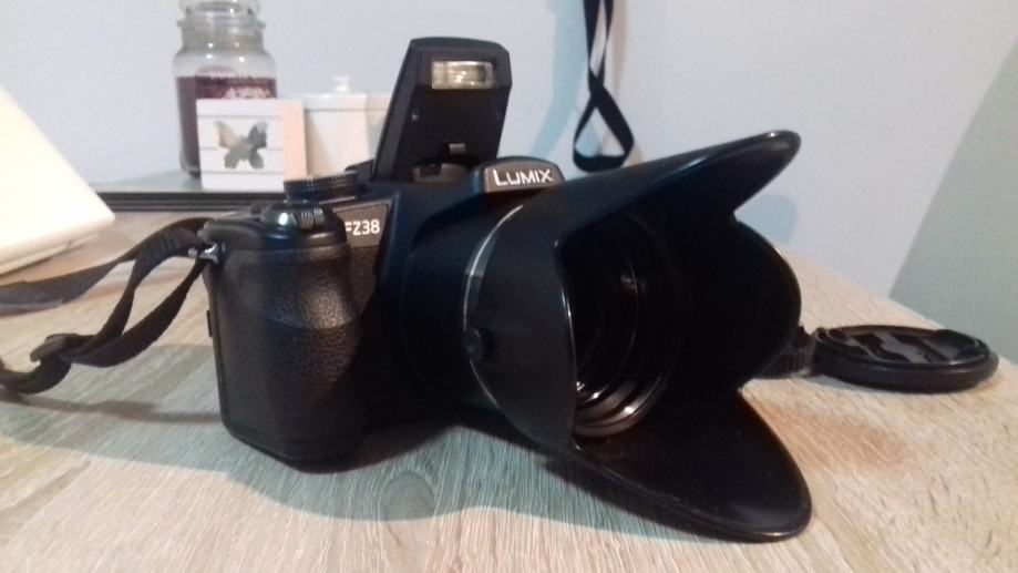 Panasonic Lumix FZ38 : meilleur prix - Les Numériques