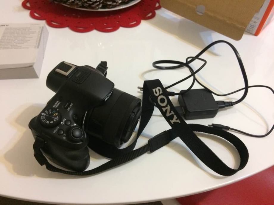 Sony DSC-HX400V fotoaparat