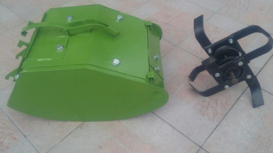 Kutija Sa Motikama Za Agriu Imt 504 28 Cm