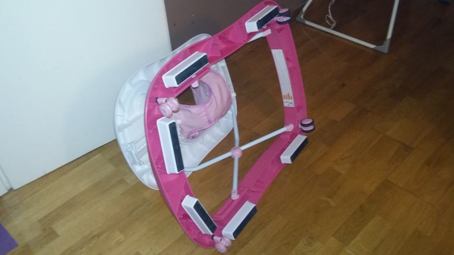 hodalica / hranilica za bebe sa svjetlom i zvukom