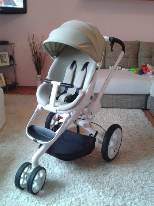 kolica za bebe + 2 poklona (quinny moodd)