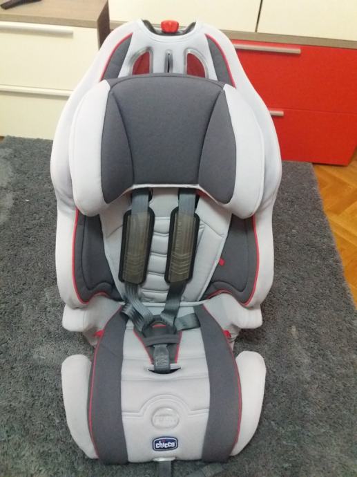 Автокресло chicco 9 36кг Автокресло chicco 9 36кг