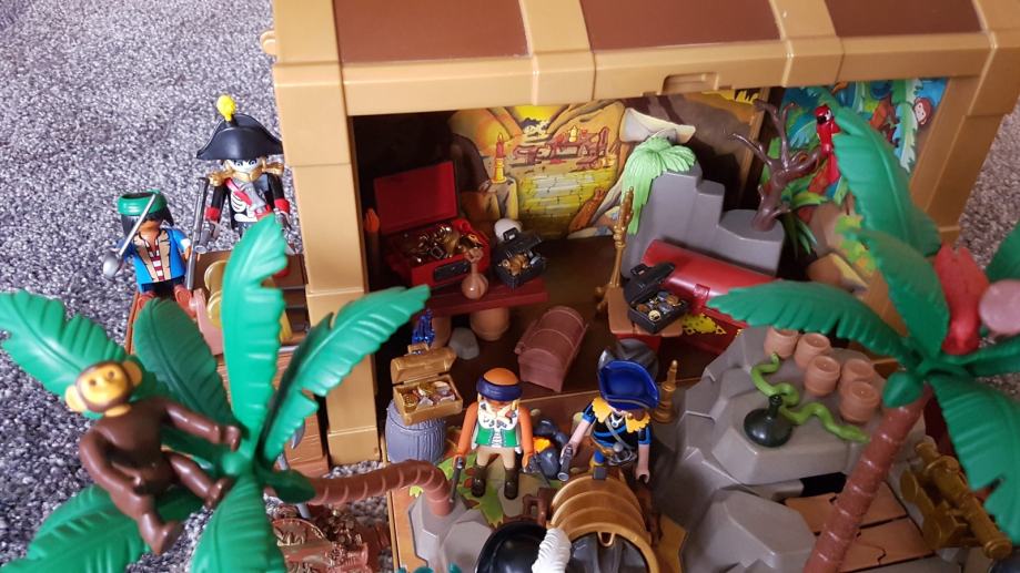 Playmobil gusari komp. 5737, 4292, 5814+ ostalo