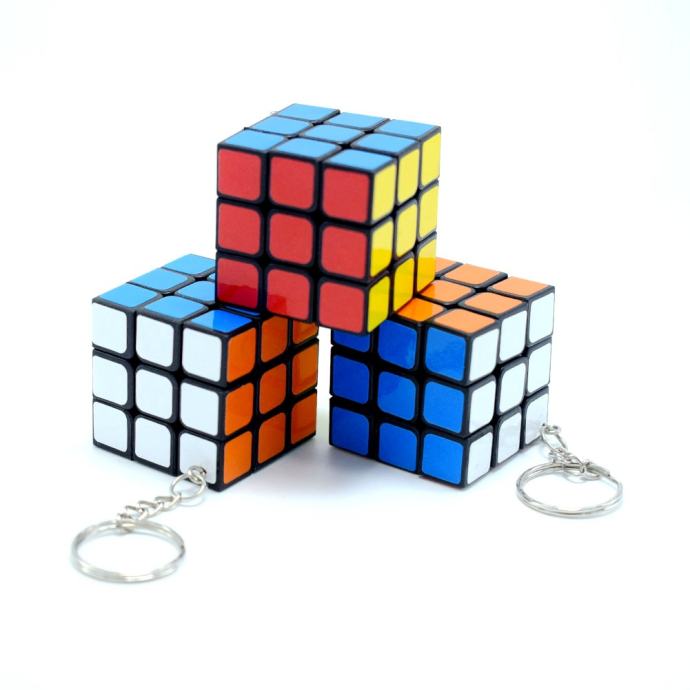 Rubikova kocka 3x3x3, privjesak, mini dimenzija