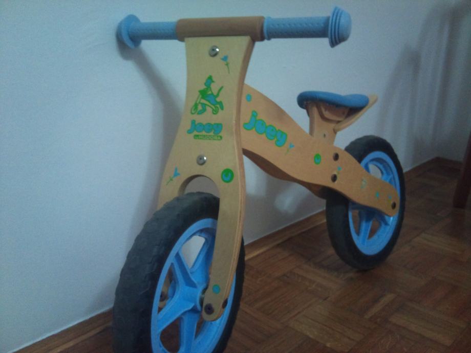 DJEČJI BICIKL RIDE A BIKE DRVENI