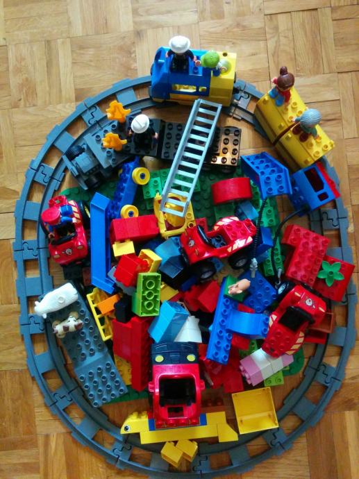 Lego Duplo - vlak, vatrogasni set...