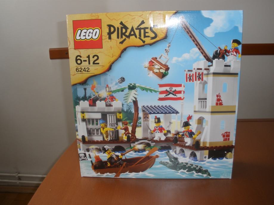 Lego Pirates 6242 Soldiers' Fort