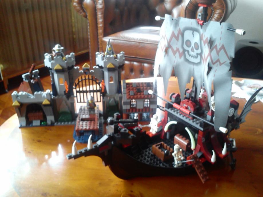 Lego, vitezi, set 7029, kosturski brod