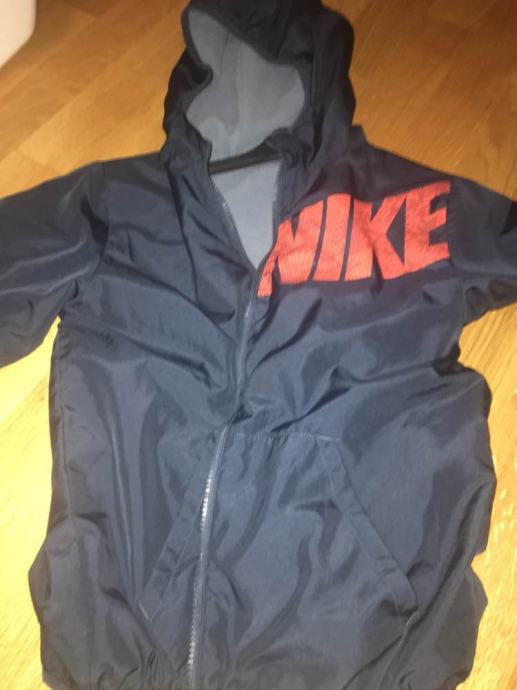 Nike jakna dvostrana broj 137-147