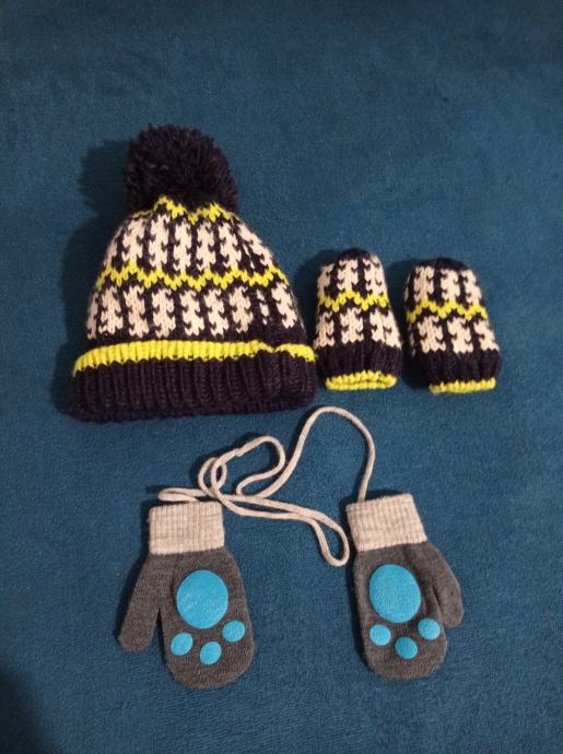 Next kapa i rukavice + poklon rukavice