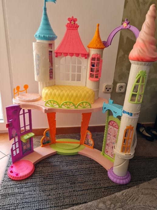 Barbie Dreamtopia dvorac