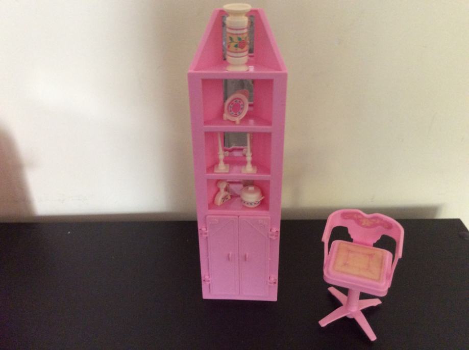 Vintage Mattel Barbie namještaj, Roll Top Desk & Bookcase