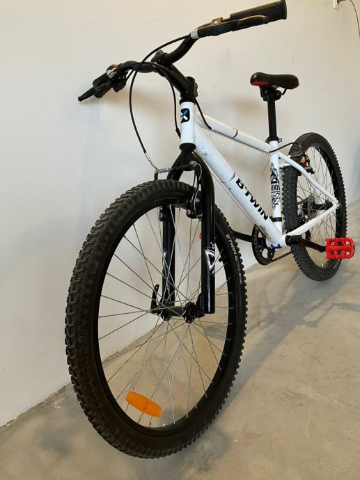 btwin mtb rockrider 300