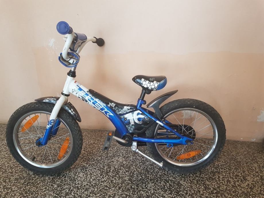 TREK JET 16