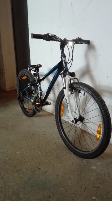 trek mt 220 24