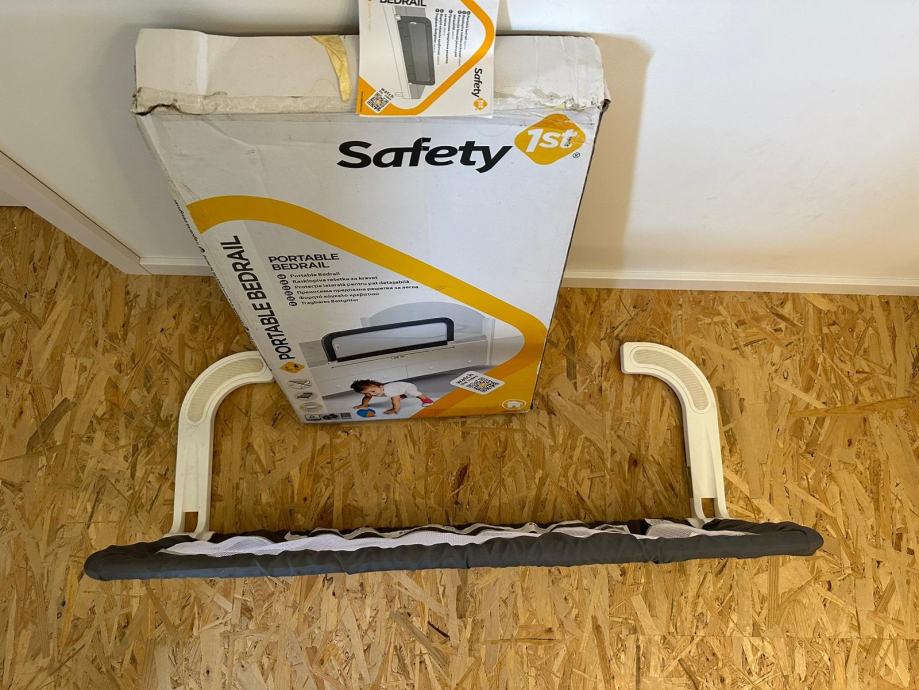 Ogradica za bebe za krevet