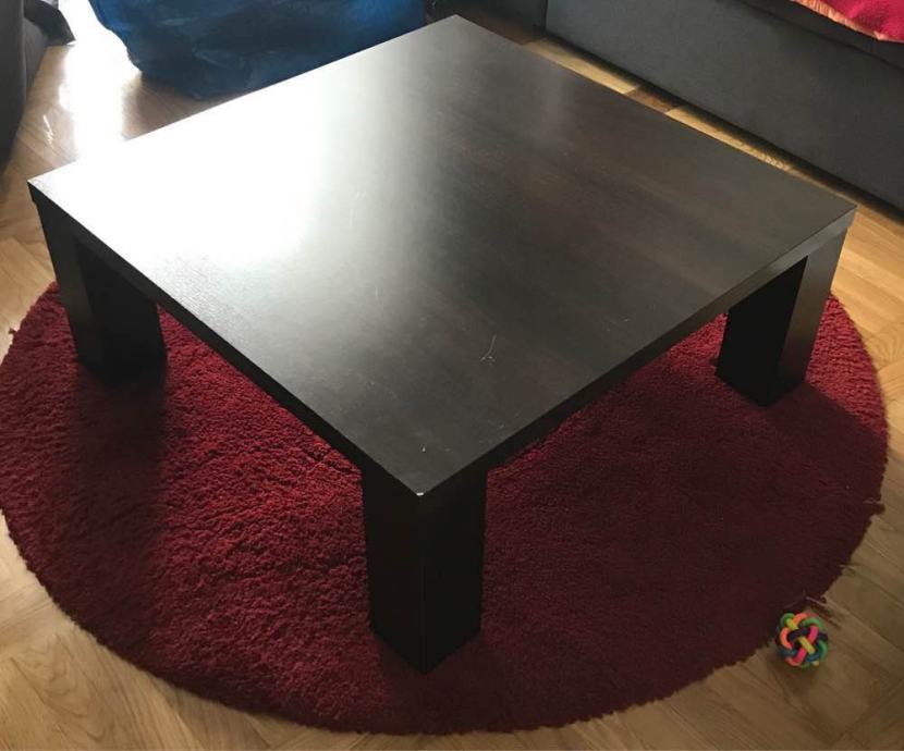 Stolić za dnevni boravak venge boje dimenzije 78x78cm visina 31cm
