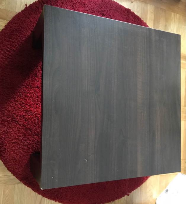 Stolić za dnevni boravak venge boje dimenzije 78x78cm visina 31cm