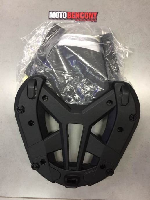 Windschild Suzuki Burgman GIVI D3104ST Windschild Transparent Für Executive (2013–2020) – Ohne ABE, Made In Italy Suzuki Burgman 650