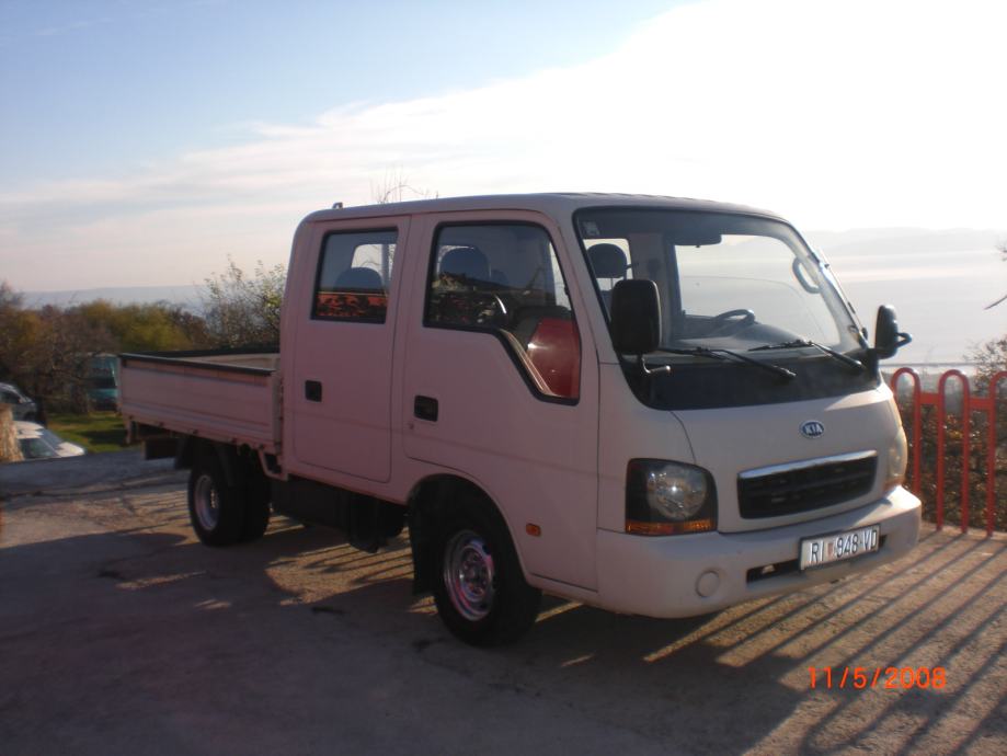 Kia k 2700