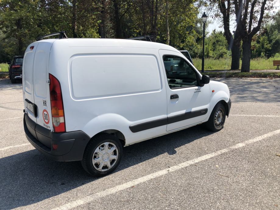 Renault kangoo 2005 год Renault kangoo 2005 год