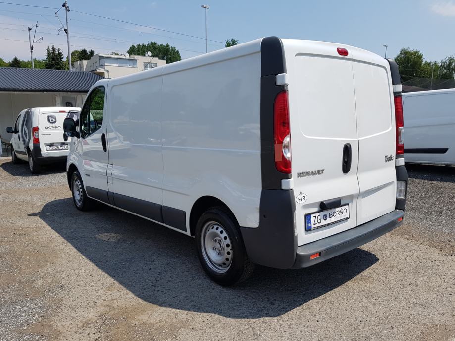 Df 569 Renault Trafic 2 0 Dci