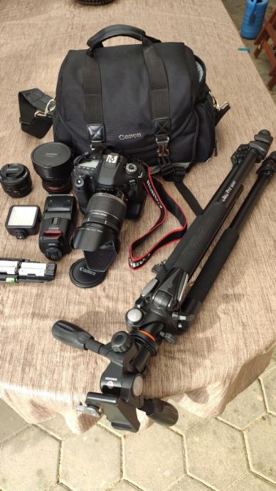 Canon 80D - tijelo, objektivi, bljeskalica, stativ,grip i torba