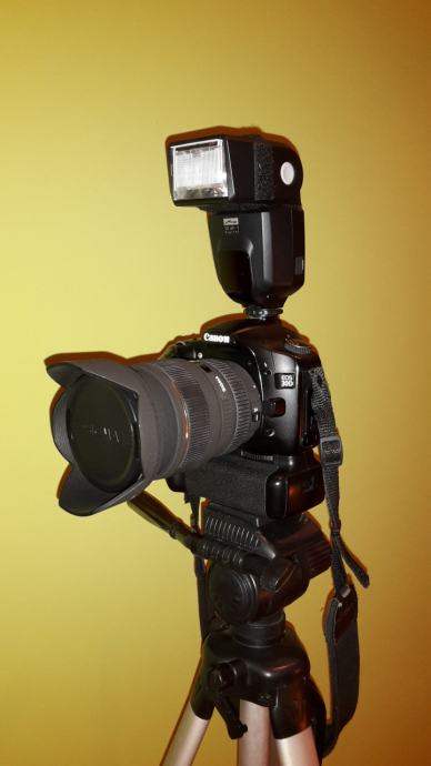Canon EOS 30D + Sigma 24-70(1:2.8) + OPREMA  ISPOD SVAKE CIJENE HITNO